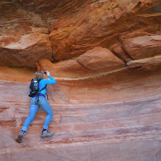 tirzah climbing 
