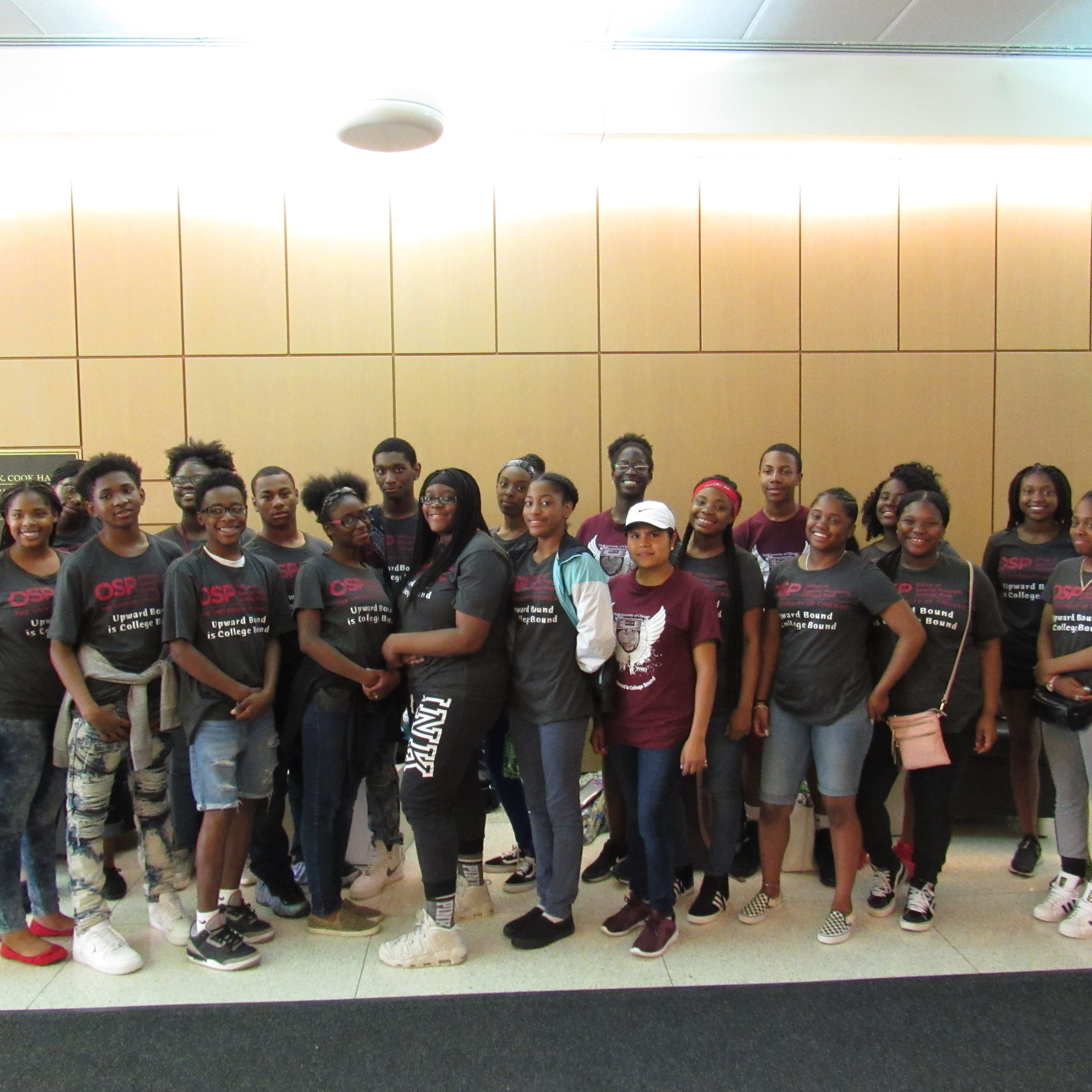 Group photo of Upward Bound Students