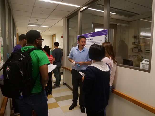 Dr. Reiner Bleher sharing BioCryo info
