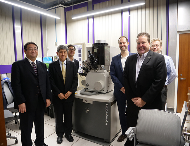 JEOL and Hitachi visitors