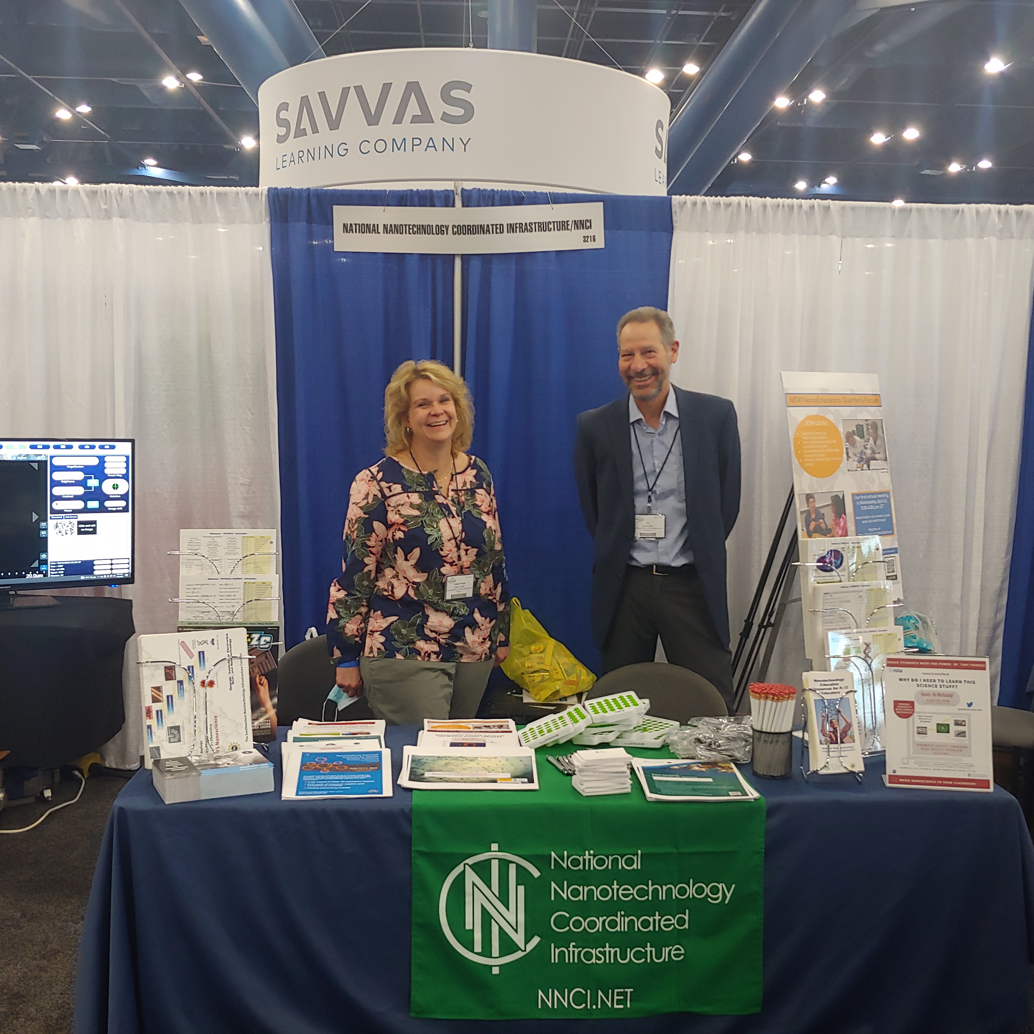 Leslie O'Neil, Georgia Tech, and Jim Marti, University of Minneapolis-St. Paul are ready to talk to some teachers!