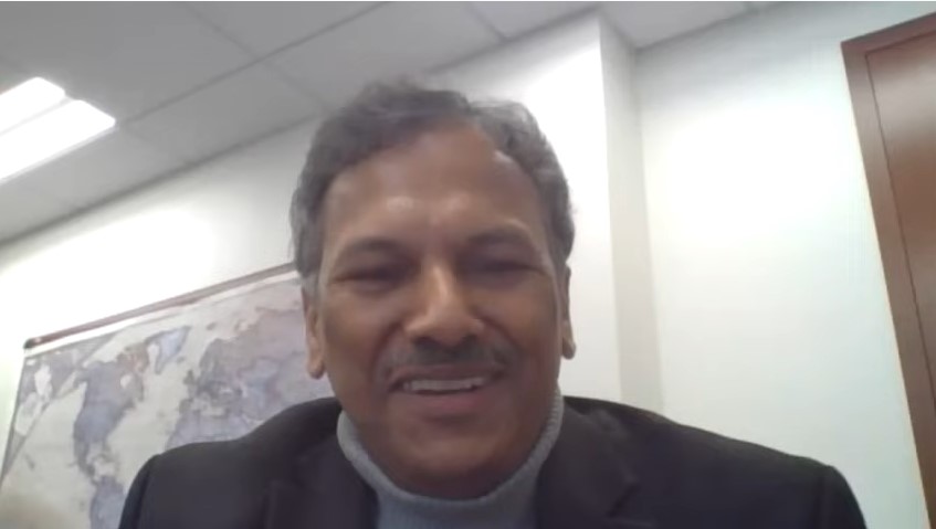 NUANCE Director Vinayak P. Dravid welcomes everyone to the iNano Spring Meeting