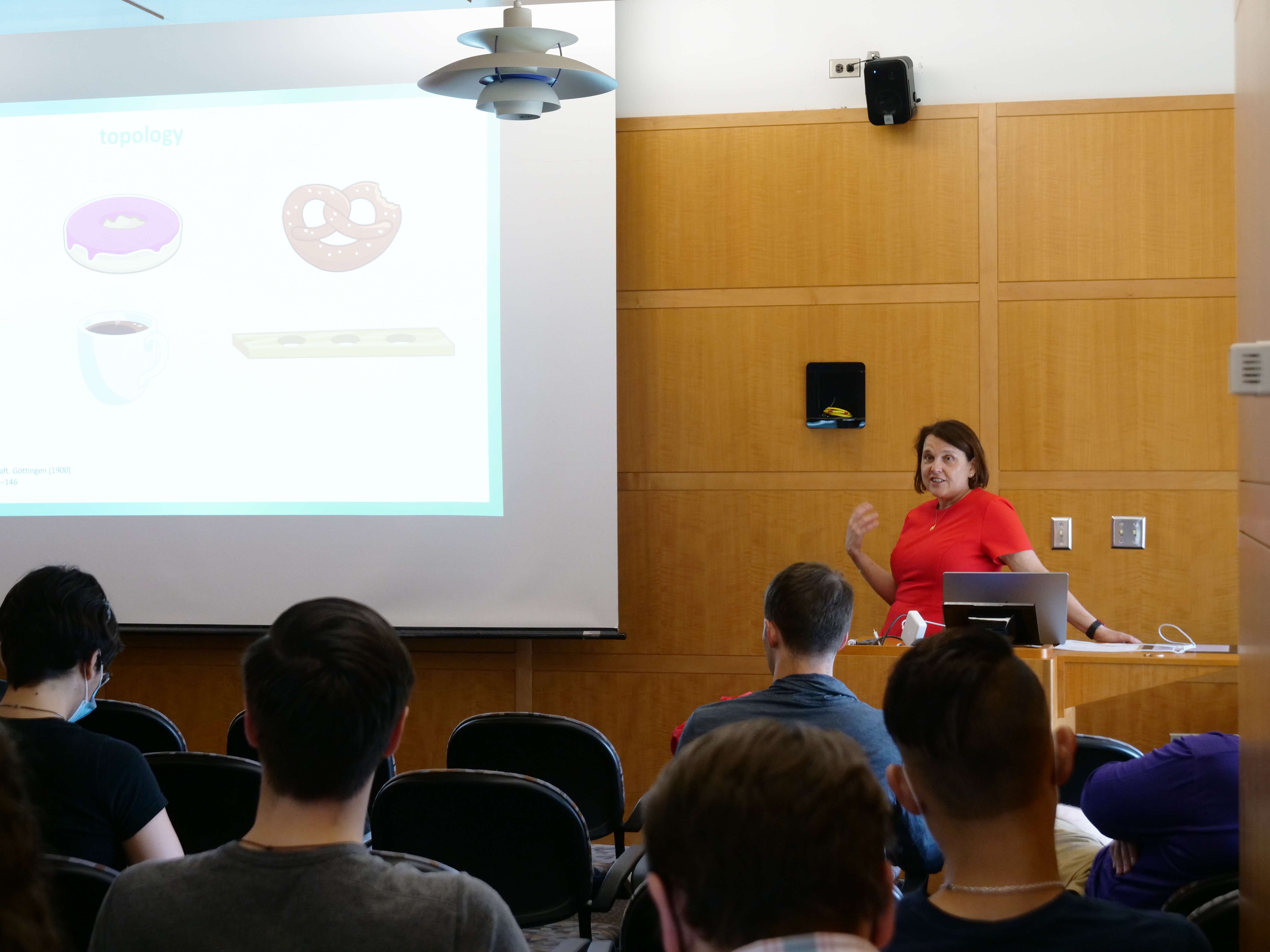 Professor Dr. Felser presenting her talk:Topology and Chirality