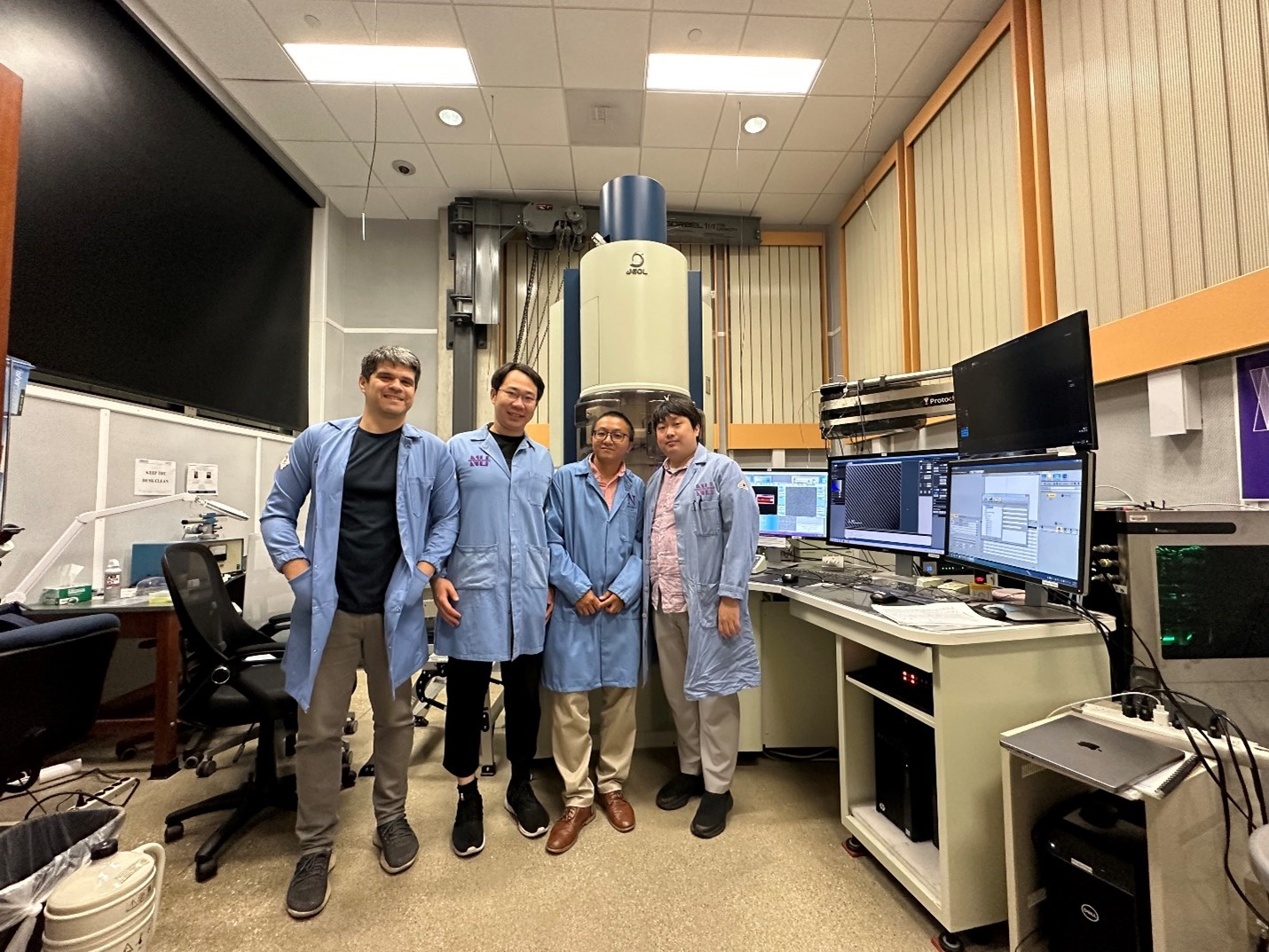 group pic of researchers